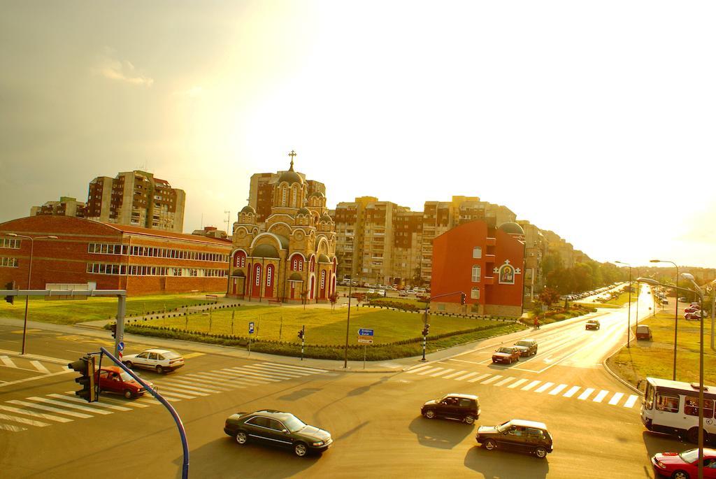Guest House Villa Mir Kragujevac Exterior foto